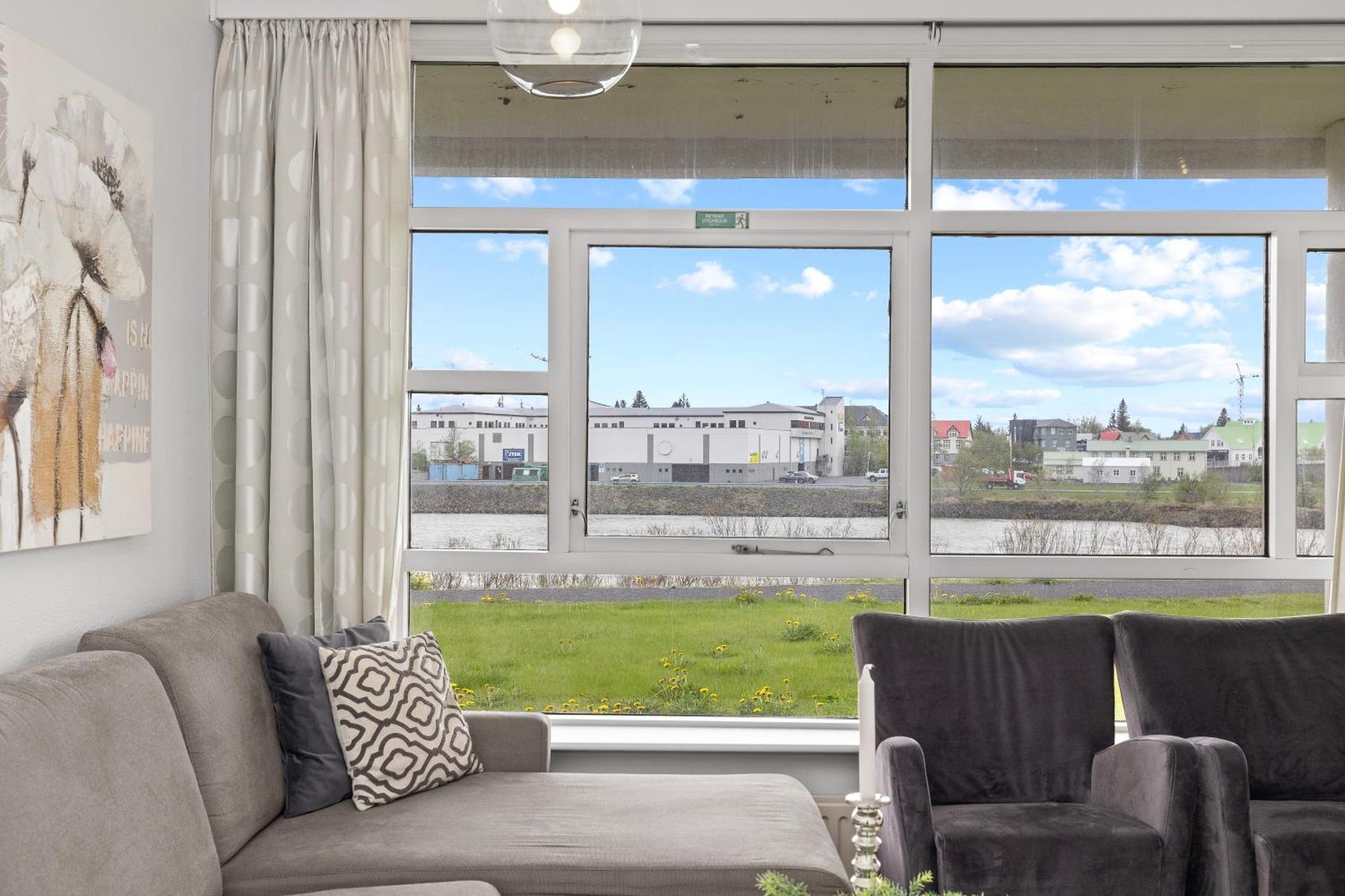 River Apartments Сельфосс Екстер'єр фото